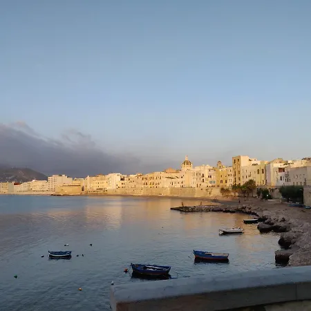 Apartamento Il Nido Del Gabbiano - Attico Vista Mare, 2 Terrazzi Nel Centro Storico *